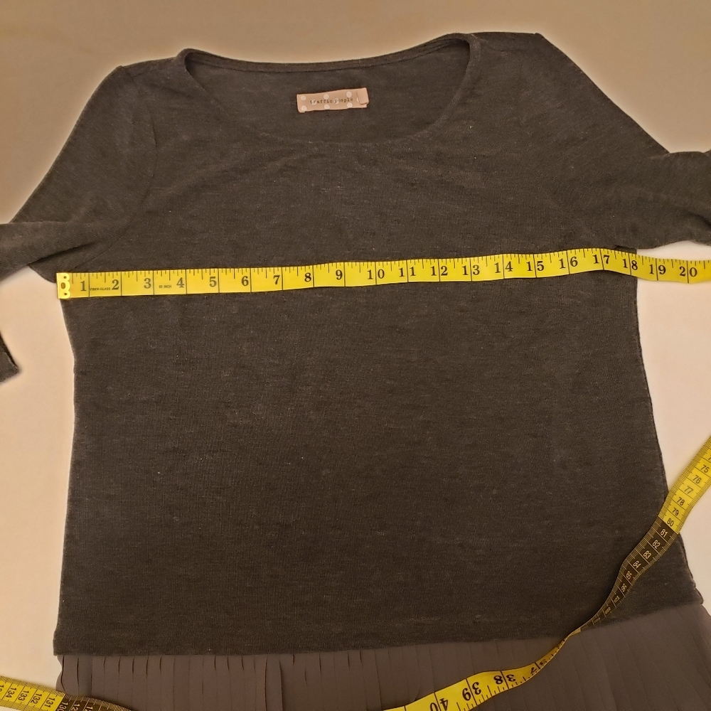 Gray Sweater with Pleated Ruffle Bottom - Picture 8 of 12